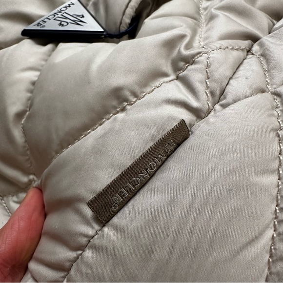 S⭕️LD. Moncler Reversible Down Jacket - Picture 12 of 16